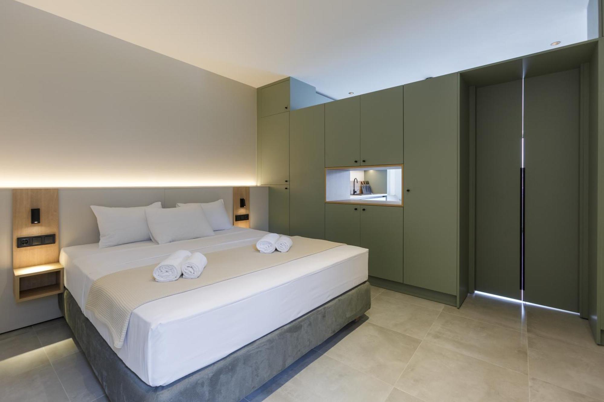 Studio W/King Size Bed Near The Heart Of Kalamata Exterior foto