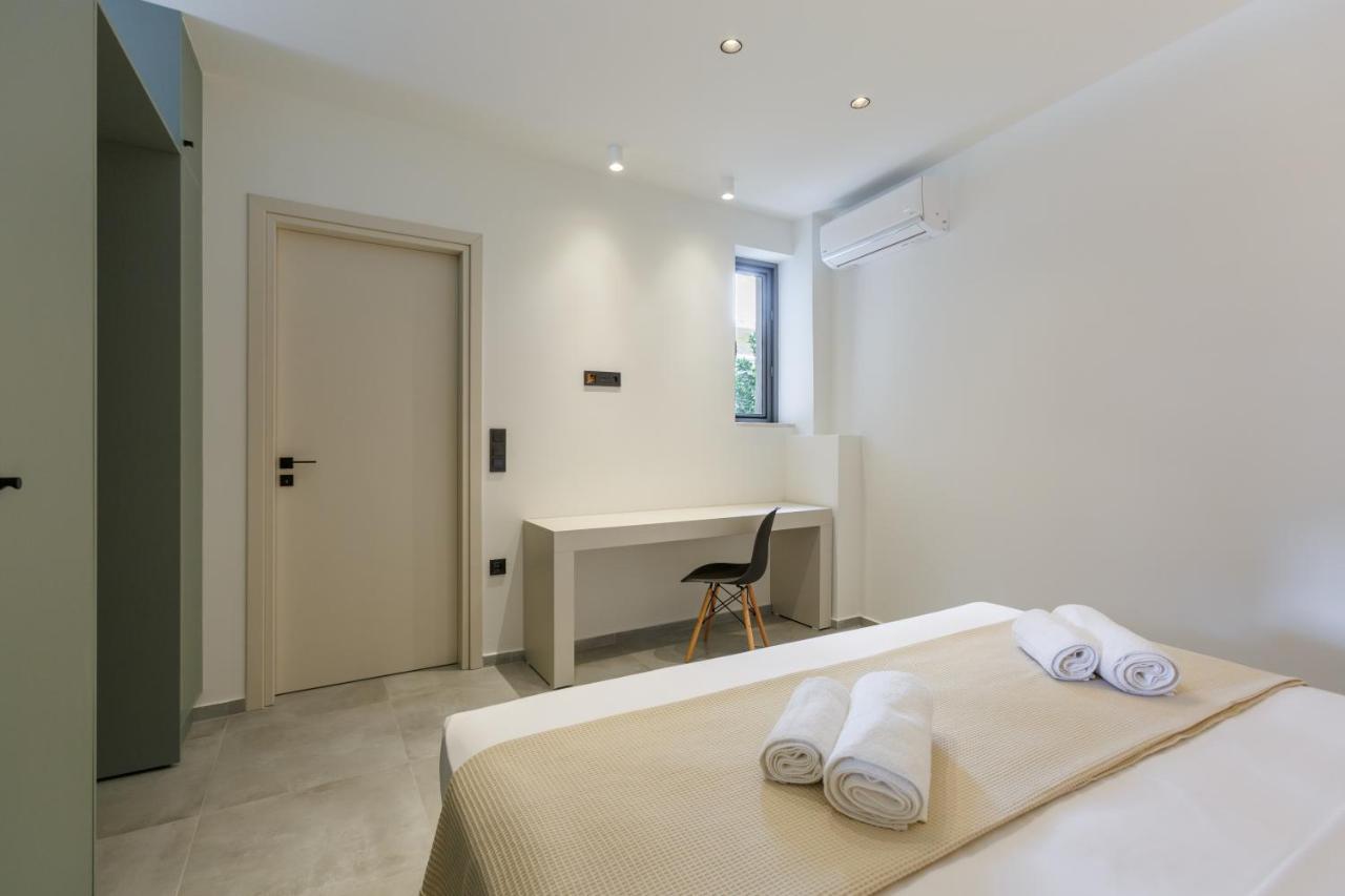 Studio W/King Size Bed Near The Heart Of Kalamata Exterior foto